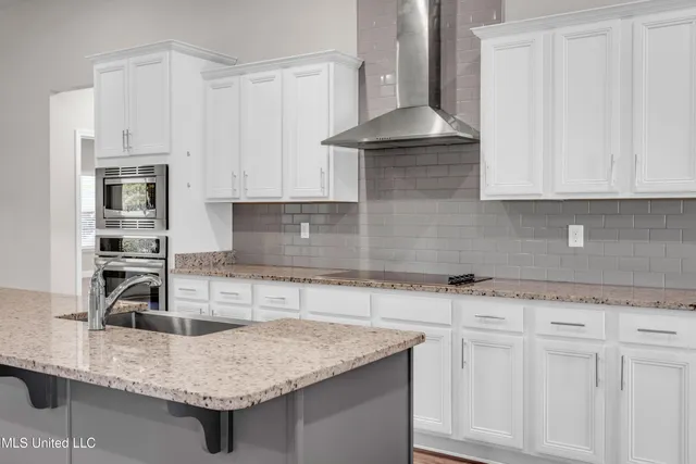 $379,900 | 10620 Chapelwood Drive, Gulfport, MS 39503