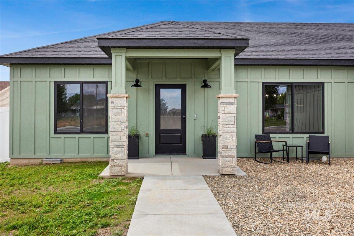 1201 Jade Drive Rupert, ID 83350 - Photo 2 of 27 Modern farmhouse exterior with board and batten siding