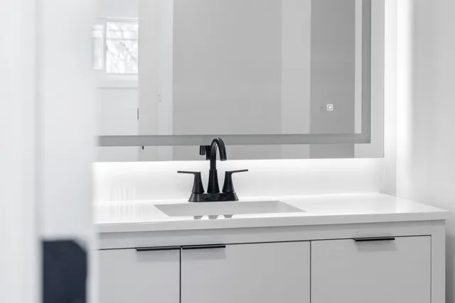 $354,900 | 1734 Rosedale Court, Aurora, IL 60506