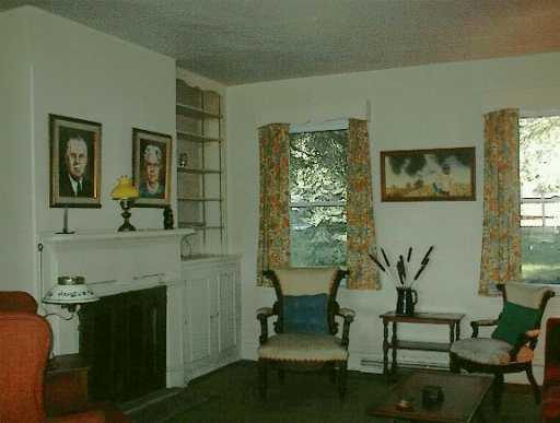 4519 Middle Road Allison Park, PA 15101 - Photo 5 of 8 Gallery Image 5