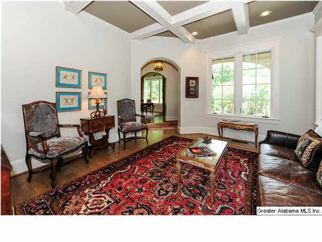 20 Woodhill Road Birmingham, AL 35213 - Photo 5 of 32