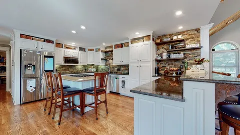 $2,749,900 | 2622 Poplar Knoll Drive, Columbia, TN 38401
