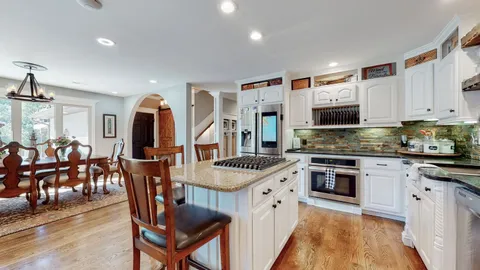 $2,749,900 | 2622 Poplar Knoll Drive, Columbia, TN 38401