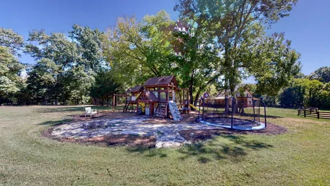 $2,749,900 | 2622 Poplar Knoll Drive, Columbia, TN 38401