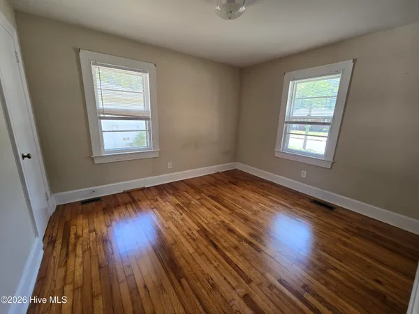 $1,500 | 2202 Jefferson Drive, Greenville, NC 27858