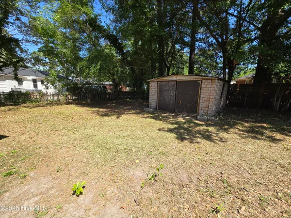 $1,500 | 2202 Jefferson Drive, Greenville, NC 27858