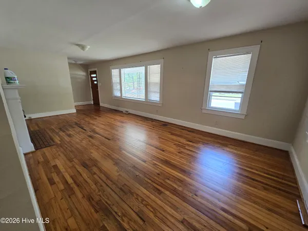 $1,500 | 2202 Jefferson Drive, Greenville, NC 27858