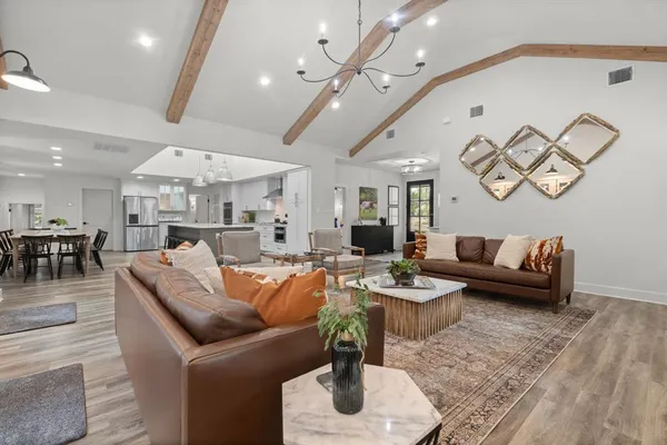 $1,350,000 | 1704 Silverside Drive, Grapevine, TX 76051