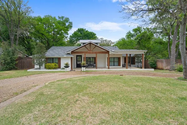 $1,350,000 | 1704 Silverside Drive, Grapevine, TX 76051