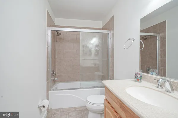 $2,900 | 401 Jamestown Court, Mount Laurel, NJ 08054