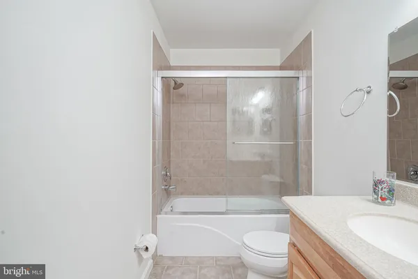 $2,900 | 401 Jamestown Court, Mount Laurel, NJ 08054