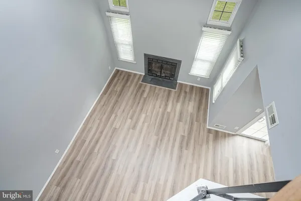 $2,900 | 401 Jamestown Court, Mount Laurel, NJ 08054