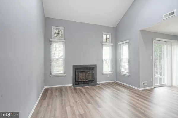 $2,900 | 401 Jamestown Court, Mount Laurel, NJ 08054