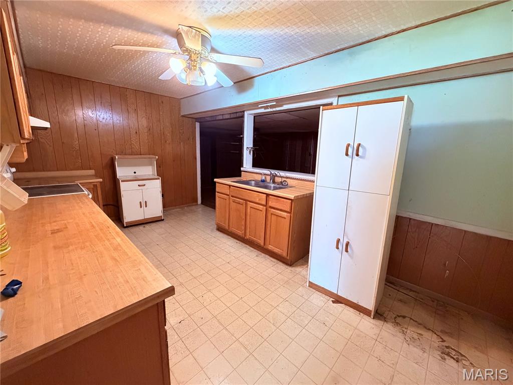 2640 Logan Street Granite City, IL 62040 - Photo 5 of 19