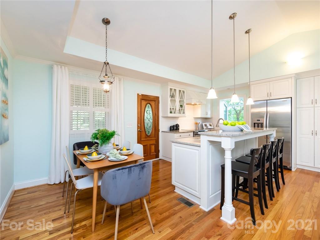 5128 Murrayhill Road Charlotte, NC 28210 - Photo 11 of 47 Gallery Image 11