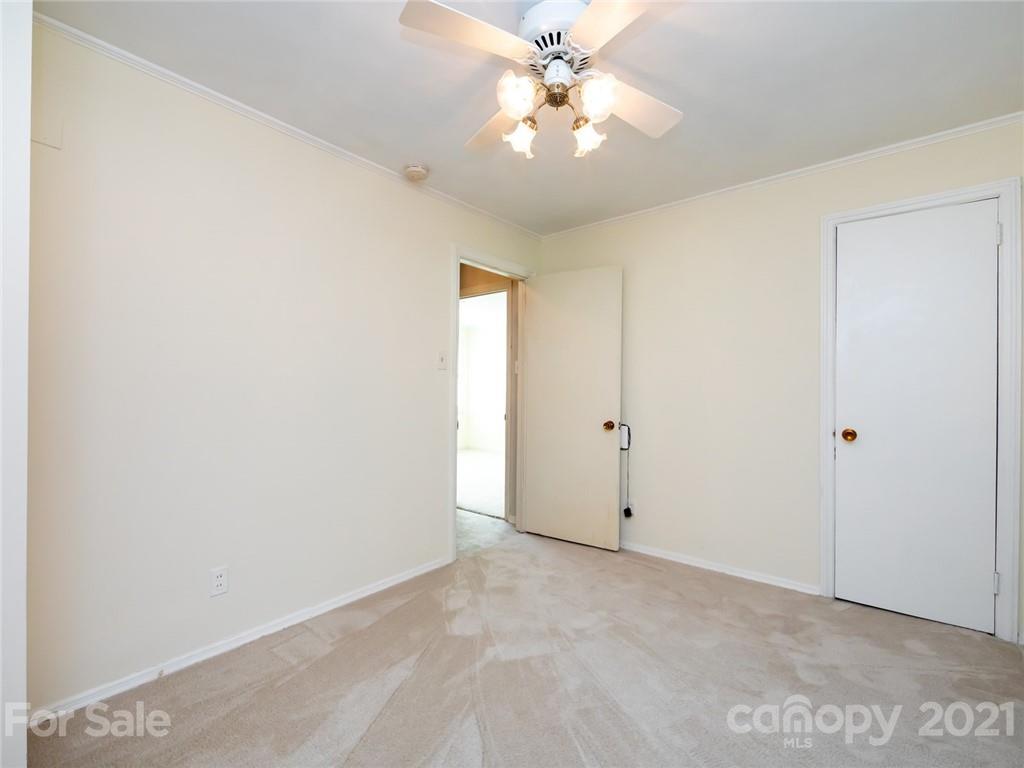 5128 Murrayhill Road Charlotte, NC 28210 - Photo 35 of 47 Gallery Image 35