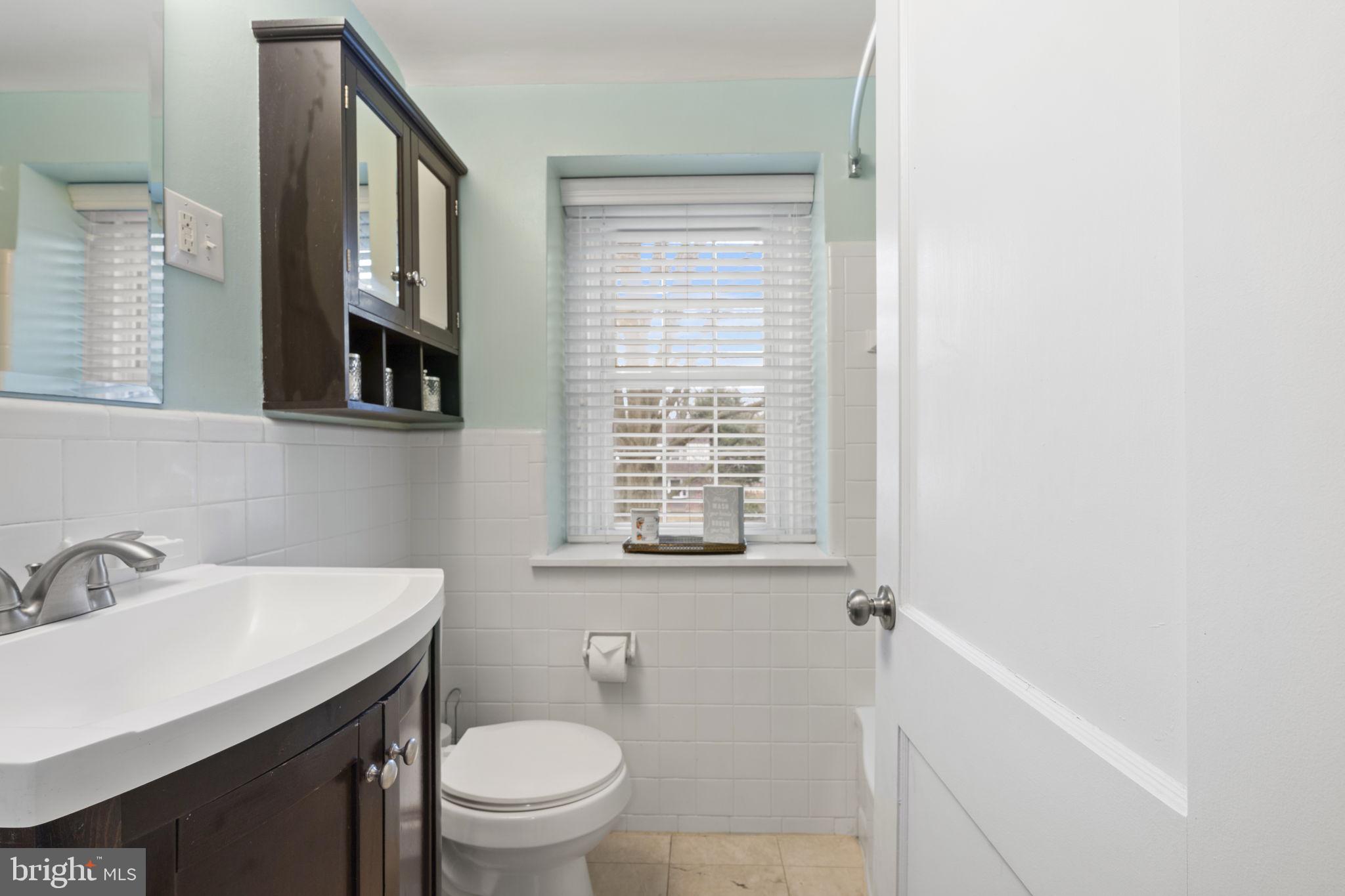 222 Wickford Road Havertown, PA 19083 - Photo 19 of 35