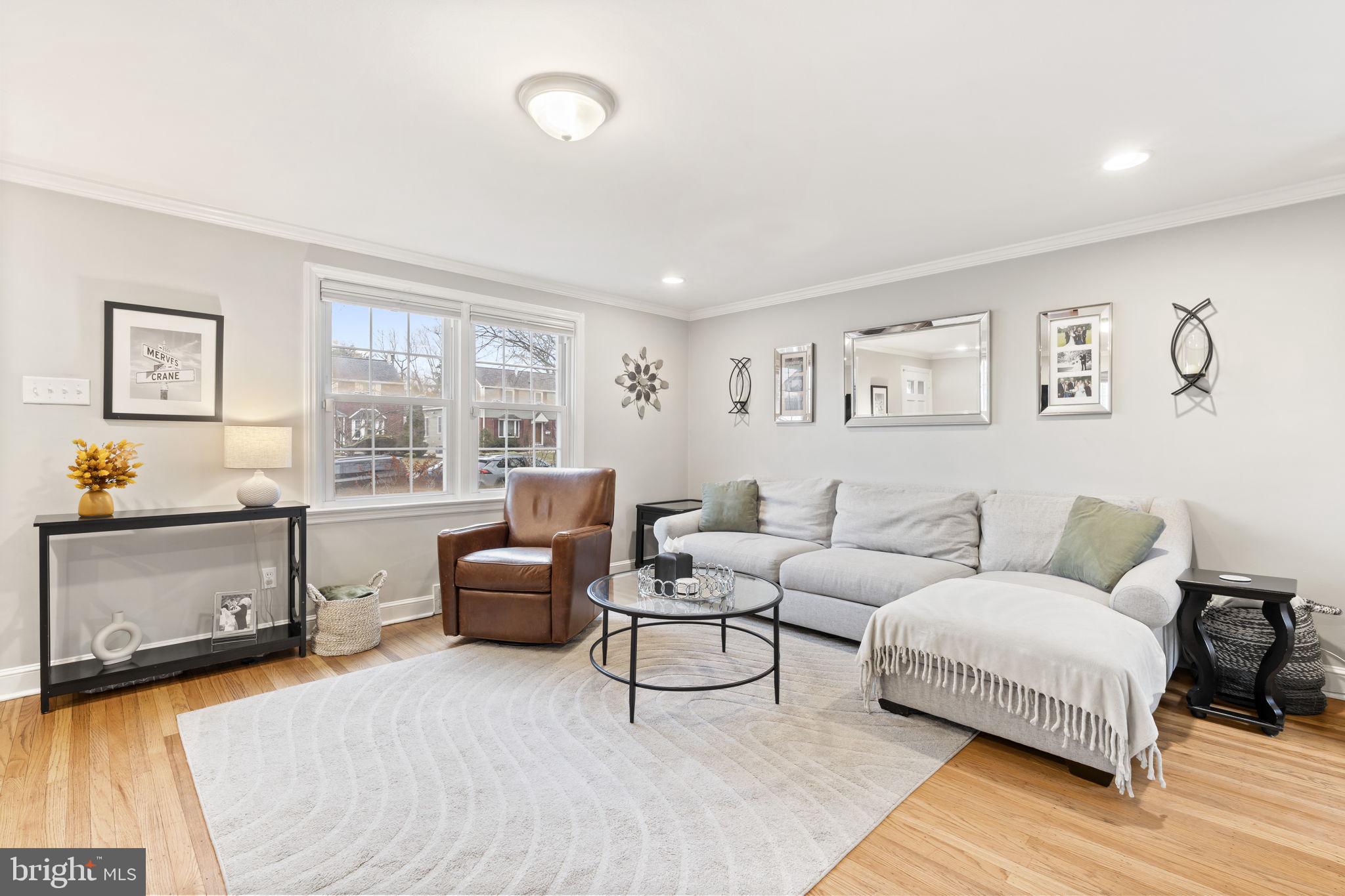 222 Wickford Road Havertown, PA 19083 - Photo 4 of 35