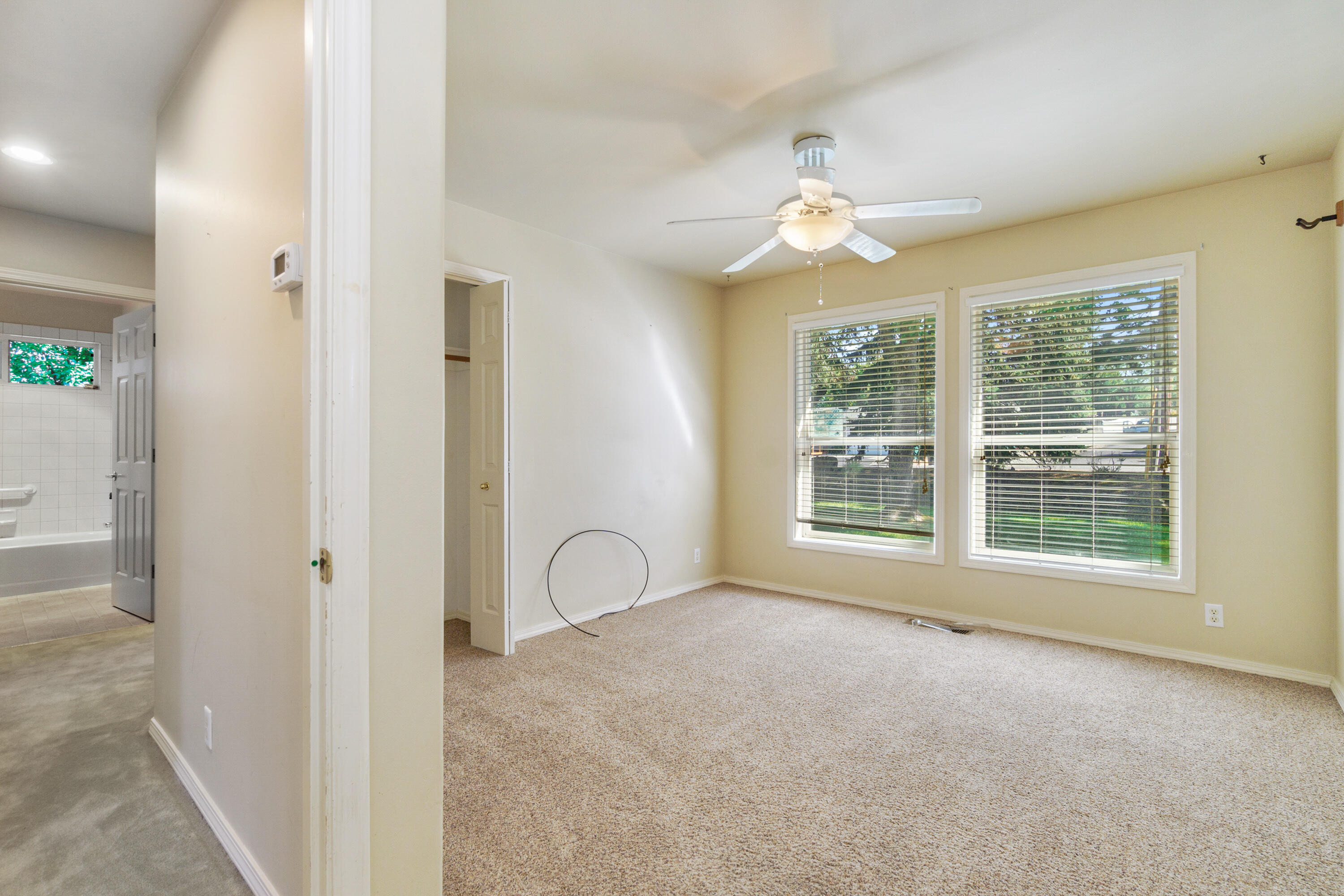 2435 Spring Street Medford, OR 97504 - Photo 37 of 49 SS (38)