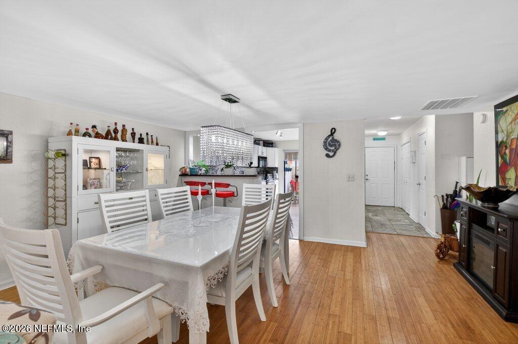 8880 Old Kings Road South, Unit 34 Jacksonville, FL 32257 - Photo 17 of 39 Dining Room