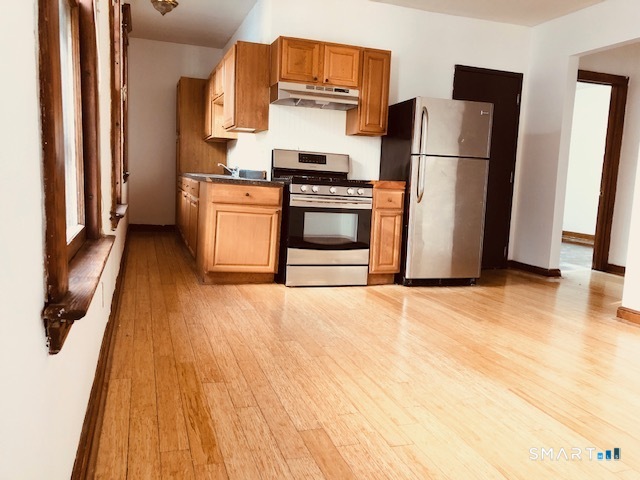 27 Blake Street New Haven, CT 06511 - Photo 2 of 15 2nd floor Kitchen (Before tenants)