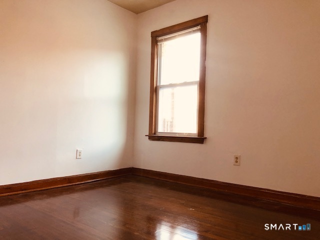 27 Blake Street New Haven, CT 06511 - Photo 6 of 15 2nd Floor Bedroom (Before Tenants)