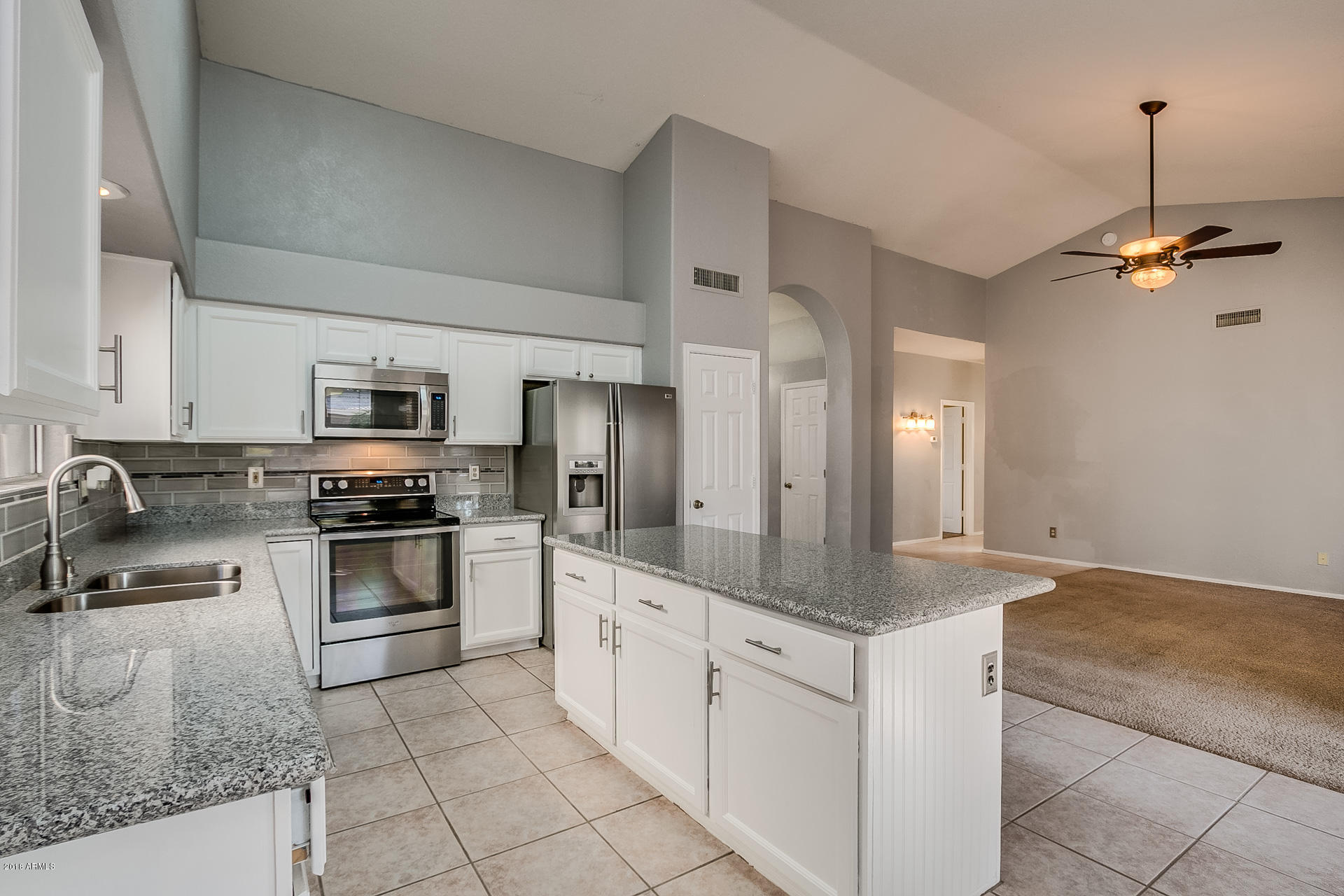Granite kitchen with backsplash