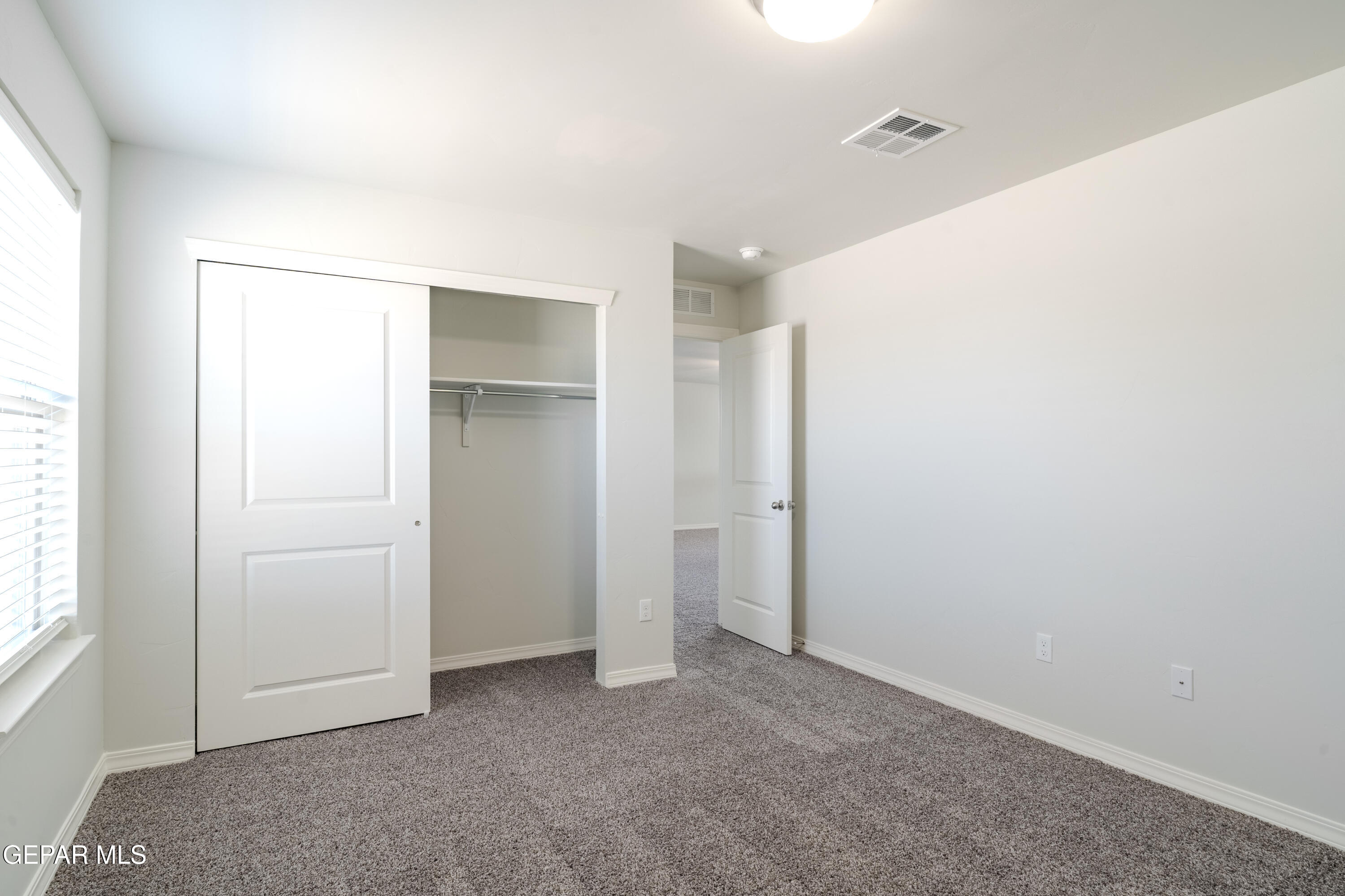 985 Barbara Avenue Socorro, TX 79927 - Photo 24 of 29 a view of an empty room