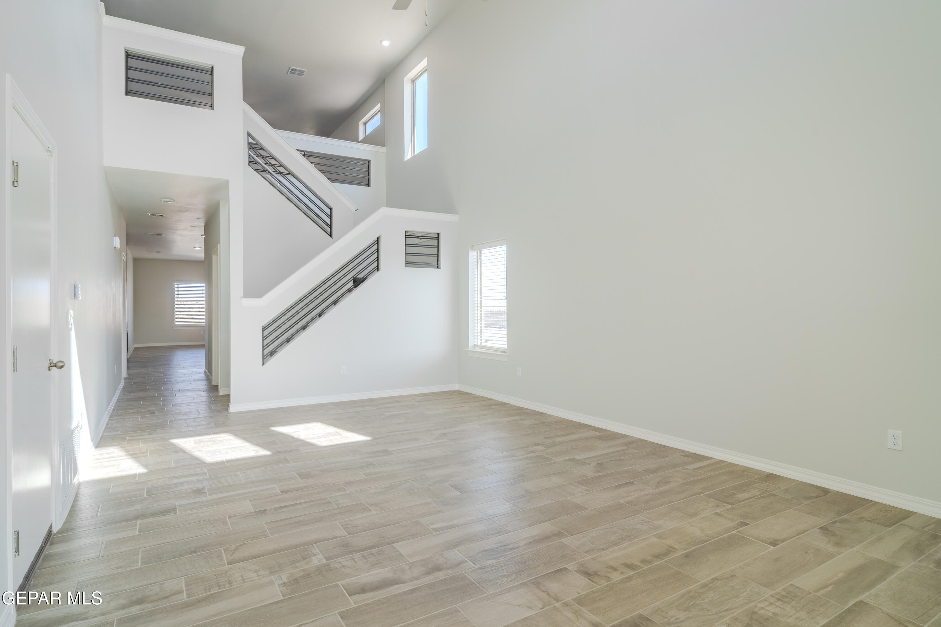 985 Barbara Avenue Socorro, TX 79927 - Photo 3 of 29 a view of an entryway with stairs