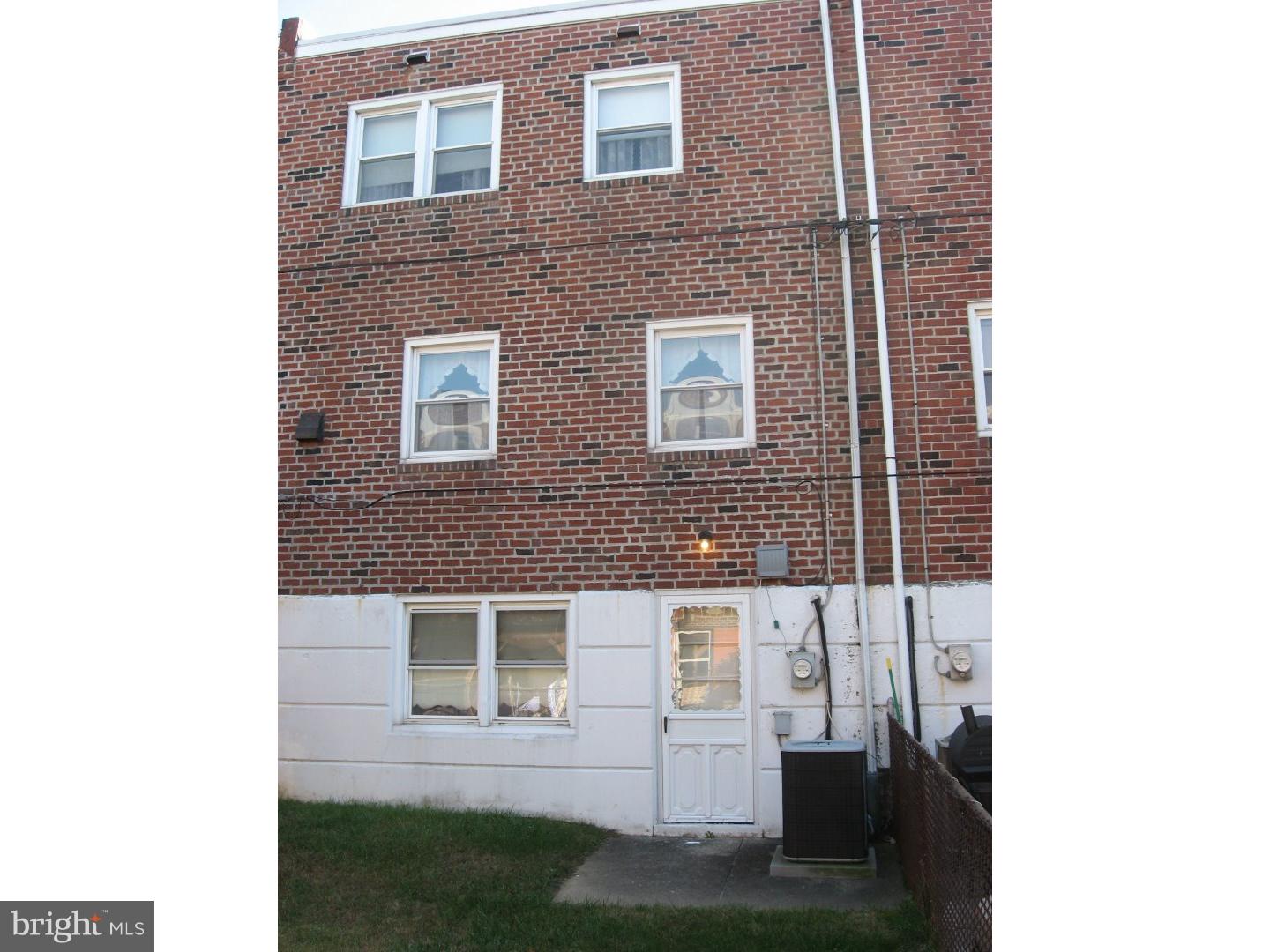 10216 Kilburn Road Philadelphia, PA 19114 - Photo 7 of 22 Exterior Back