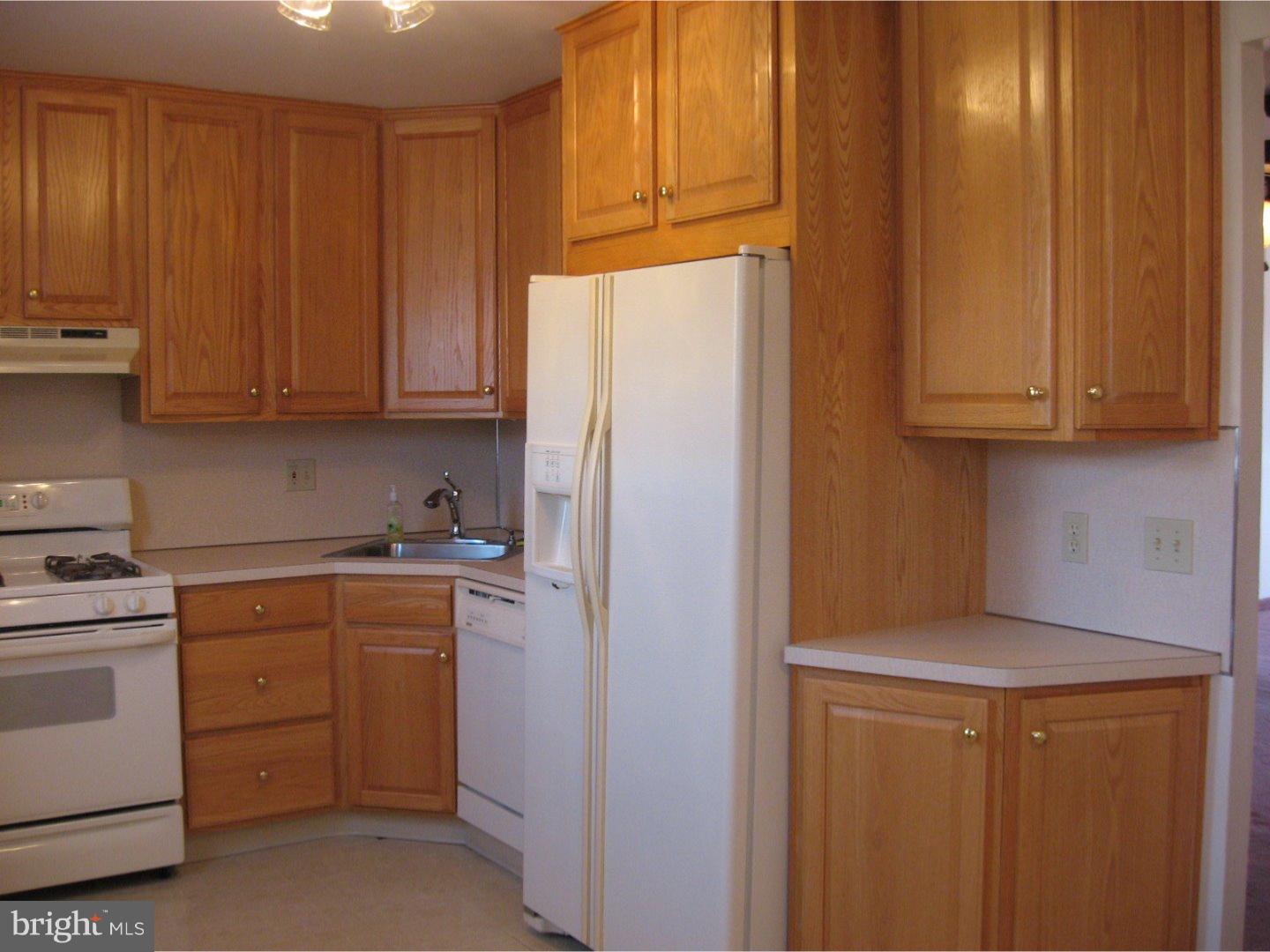 10216 Kilburn Road Philadelphia, PA 19114 - Photo 8 of 22 Kitchen