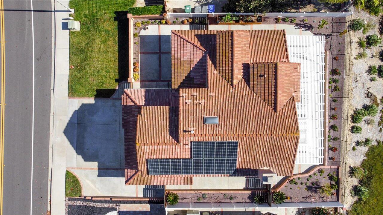 911 Rivertree Drive Oceanside, CA 92058 - Photo 39 of 43 an aerial view of residential houses with outdoor space