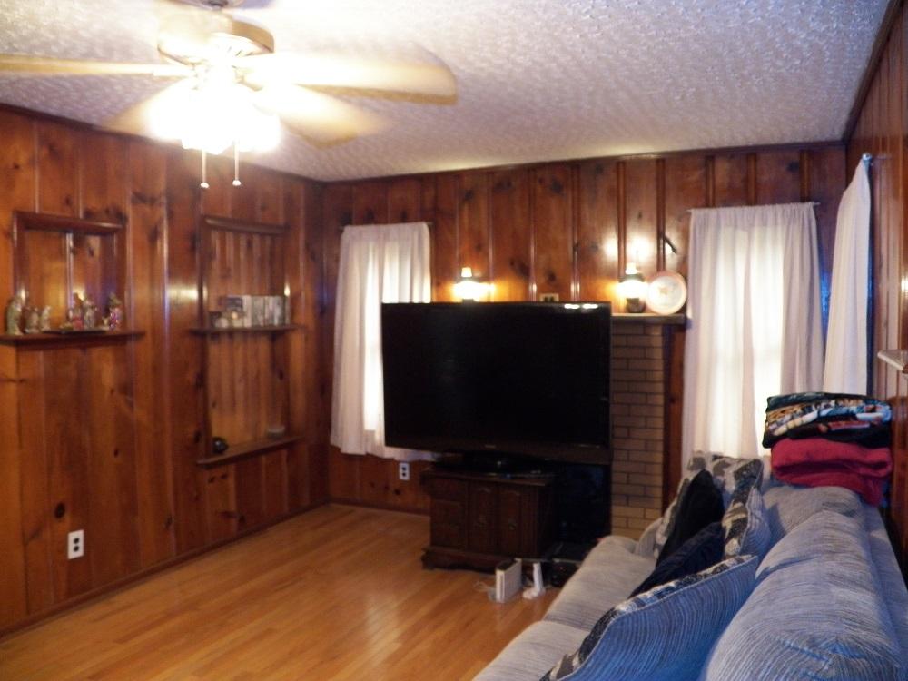 253 Howard Road Loudon, TN 37774 - Photo 2 of 31 133_0581