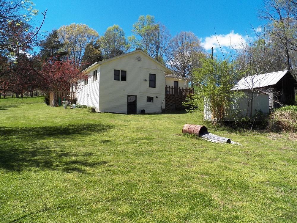 253 Howard Road Loudon, TN 37774 - Photo 24 of 31 133_0648