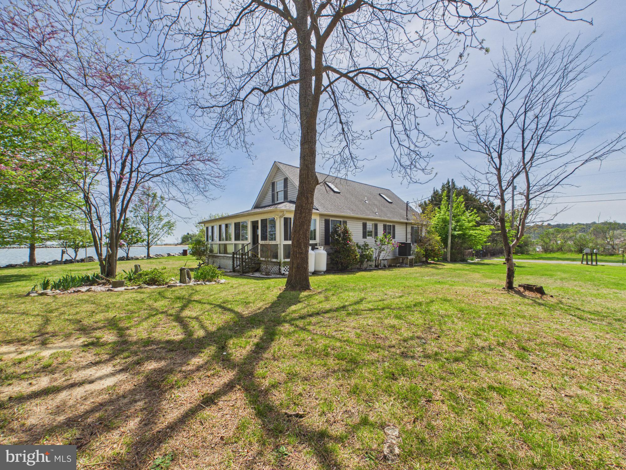 16104 Piney Point Road Piney Point, MD 20674 - Photo 5 of 40