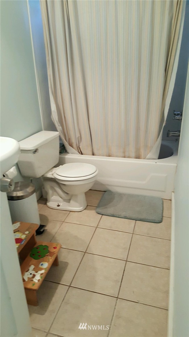 970 Retsil Road East Port Orchard, WA 98366 - Photo 11 of 24 Gallery Image 11