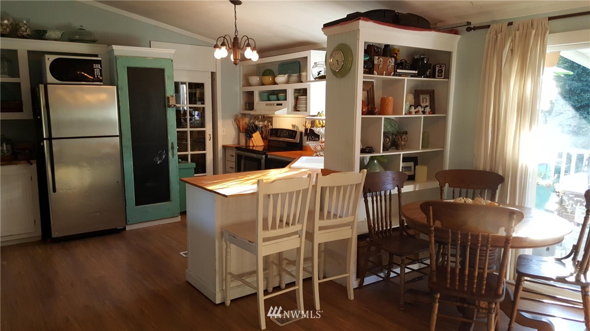 970 Retsil Road East Port Orchard, WA 98366 - Photo 9 of 24 Gallery Image 9