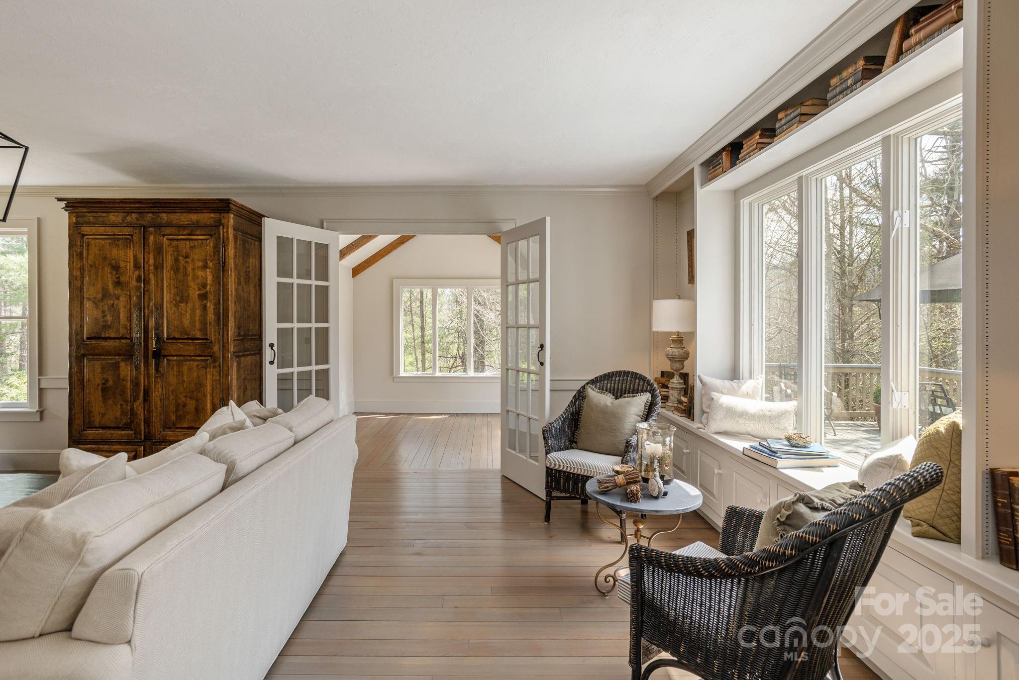 205 Greenleaf Drive Flat Rock, NC 28731 - Photo 11 of 48