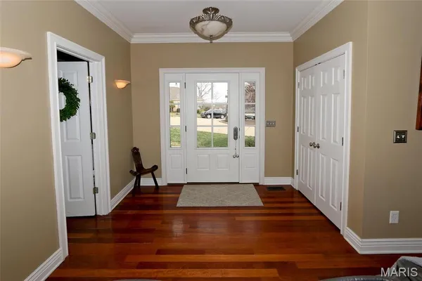 $650,000 | 589 Wetherby Terrace Drive, Ballwin, MO 63021