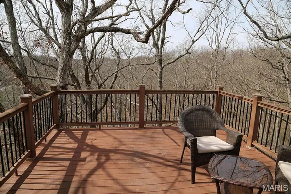 $650,000 | 589 Wetherby Terrace Drive, Ballwin, MO 63021