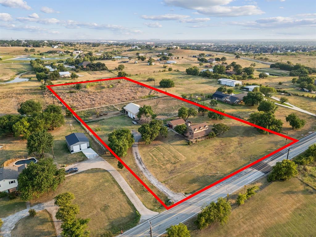 202 Blue Mound Road East Haslet, TX 76052 - Photo 2 of 31 a view of a tennis ground