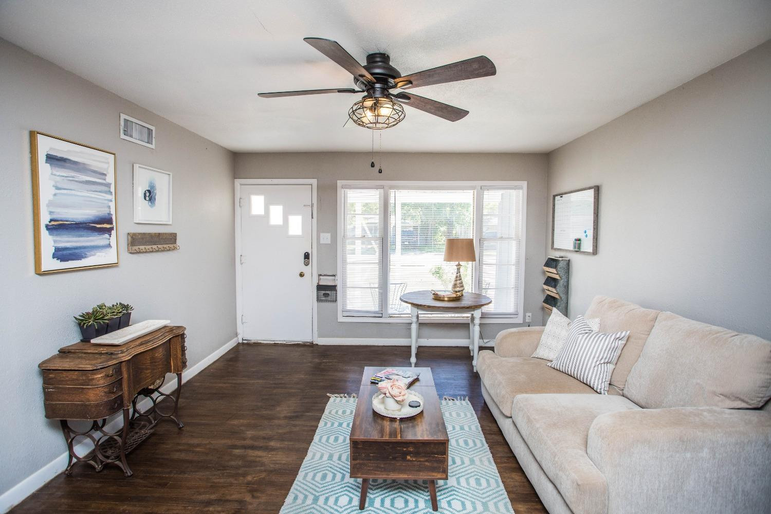 3704 26th Street Lubbock, TX 79410 - Photo 4 of 26 Photo 4