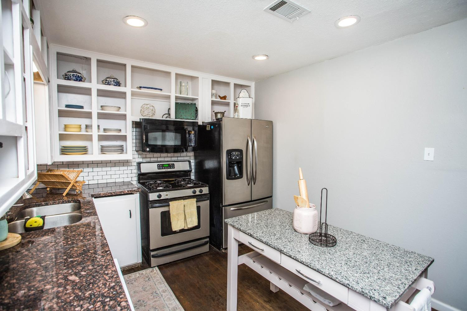 3704 26th Street Lubbock, TX 79410 - Photo 8 of 26 Photo 8