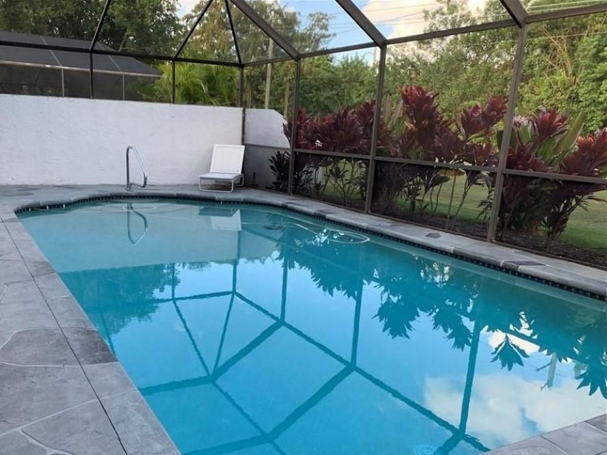 21374 Bridgeview Drive Boca Raton, FL 33428 - Photo 3 of 12 3