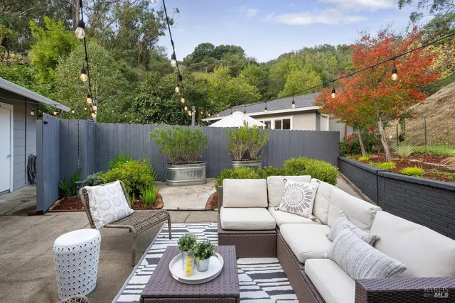 $1,275,000 | 40 Hacienda Court, San Rafael, CA 94901