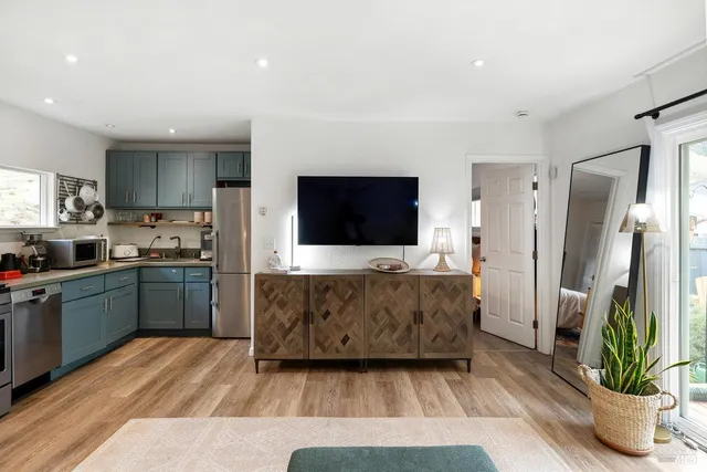 $1,275,000 | 40 Hacienda Court, San Rafael, CA 94901