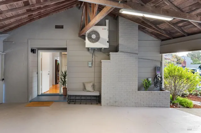 $1,275,000 | 40 Hacienda Court, San Rafael, CA 94901