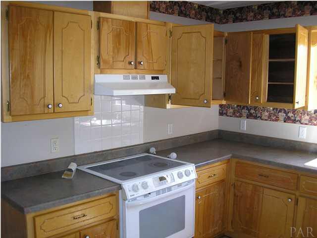 6699 Pat Brown Road Milton, FL 32570 - Photo 9 of 12 Gallery Image 9