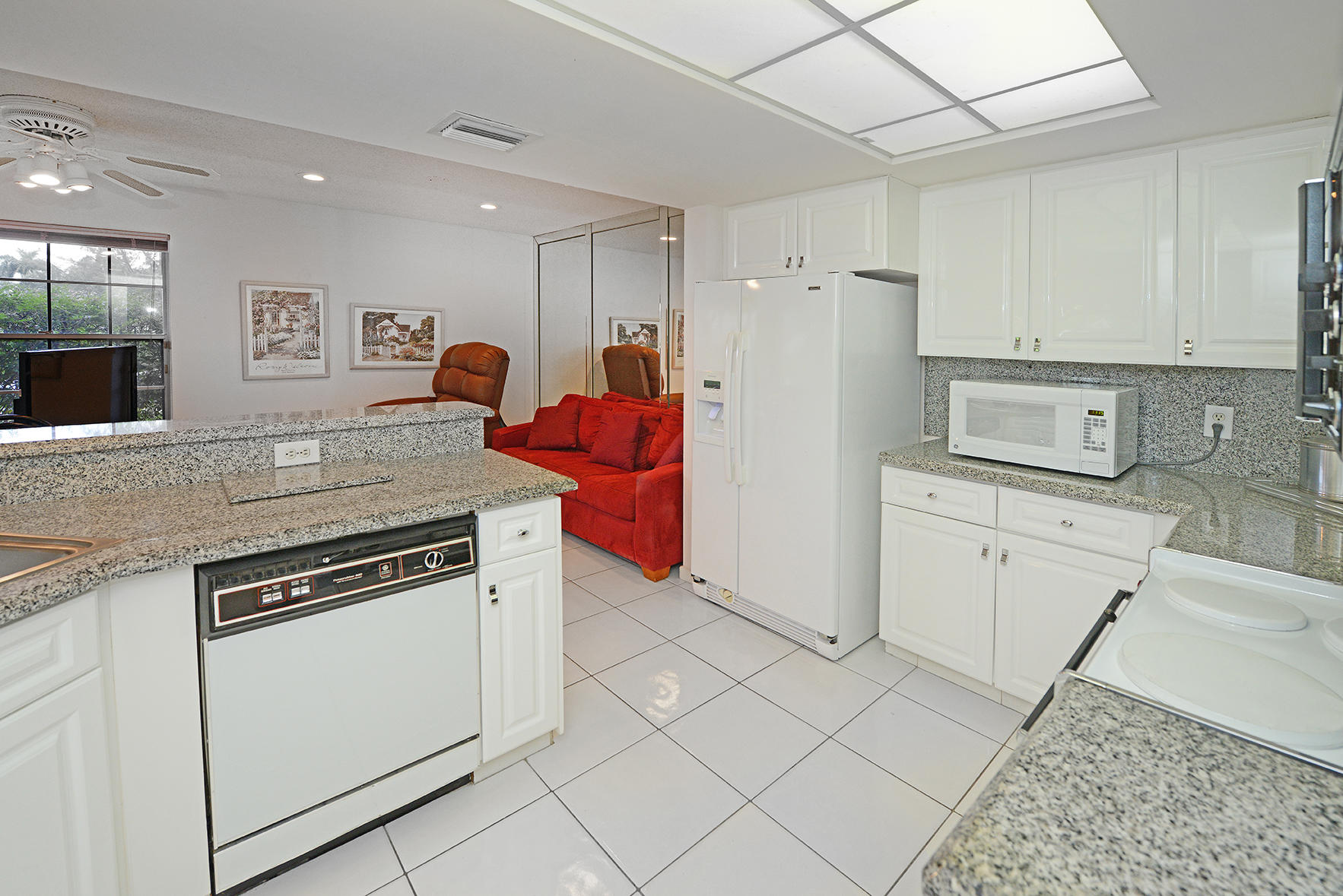 5127 Pointe Alexis Boca Raton, FL 33431 - Photo 13 of 38 DSC_0684A