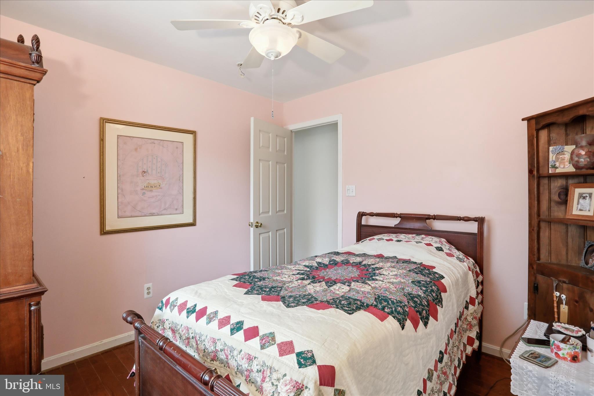 8117 Bailey Road Warrenton, VA 20186 - Photo 17 of 46